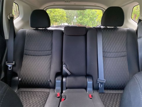 Used 2017 Nissan Rogue SV w/ Midnight Edition Package image 36
