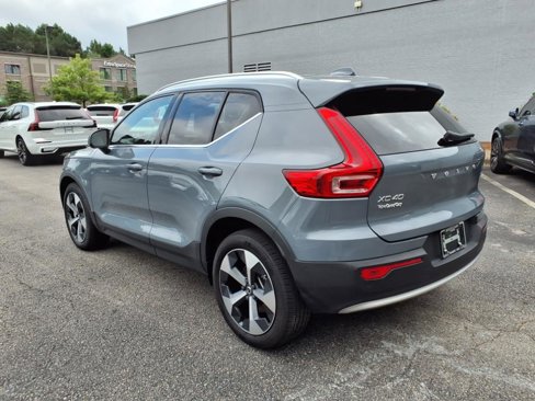Certified 2023 Volvo XC40 B5 Plus w/ Driver Assist Package image 34