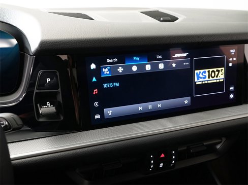 Used 2024 Porsche Cayenne image 16