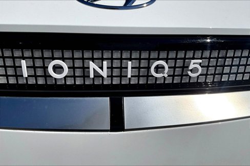Used 2023 Hyundai Ioniq 5 Limited w/ Cargo Package image 8