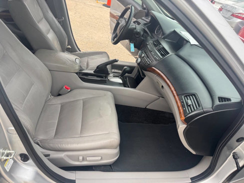 Used 2012 Honda Accord EX-L image 17
