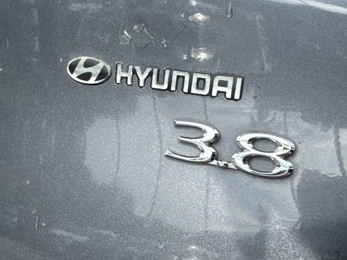 Used 2015 Hyundai Genesis 3.8 image 30