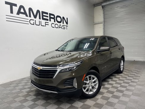 Used 2023 Chevrolet Equinox LT image 2