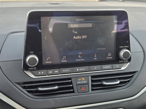 Used 2022 Nissan Altima 2.5 SV image 12