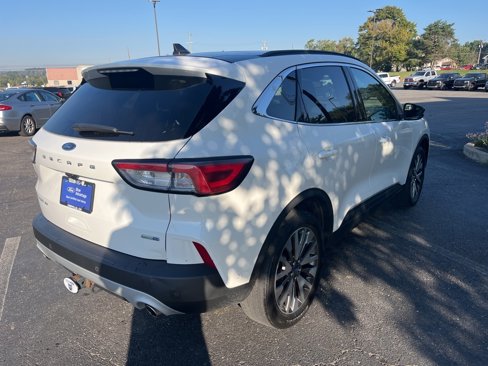 Certified 2020 Ford Escape Titanium w/ Titanium Premium Package 2.0 image 5