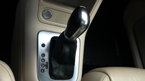 Used 2013 Volkswagen Tiguan SEL image 33
