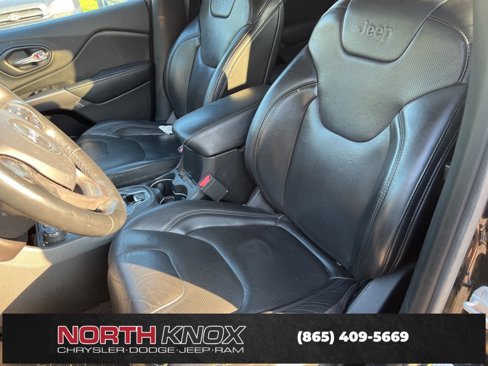 Used 2019 Jeep Cherokee Limited w/ Technology Group image 9