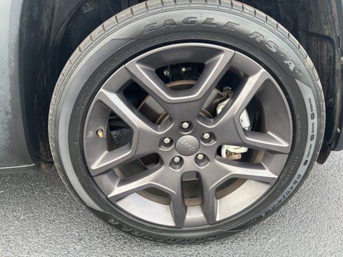 Used 2021 Jeep Renegade Latitude image 40