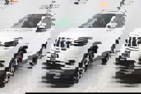 Used 2019 Jeep Cherokee Limited image 5