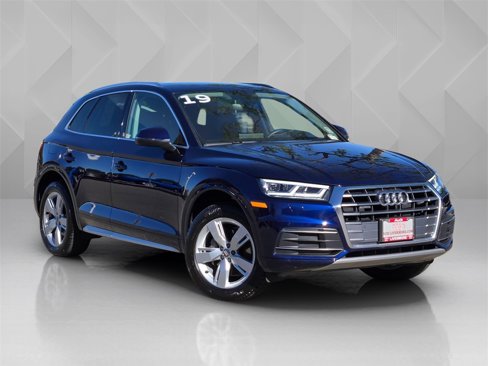 Used 2019 Audi Q5 2.0T Premium Plus w/ Premium Plus Package image 1