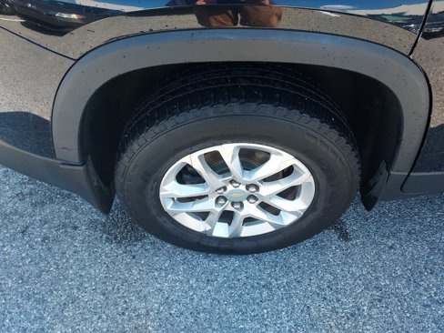 Used 2019 Chevrolet Traverse LT image 11