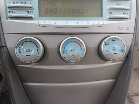 Used 2009 Toyota Camry LE image 21