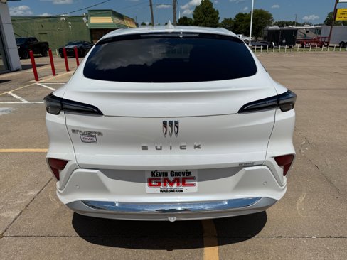 Certified 2025 Buick Envista Avenir image 4