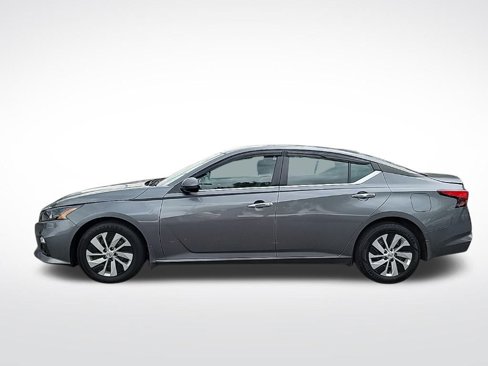 Used 2022 Nissan Altima 2.5 S w/ Driver Assist Package image 2