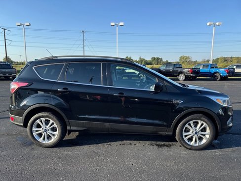 Used 2018 Ford Escape SE image 6