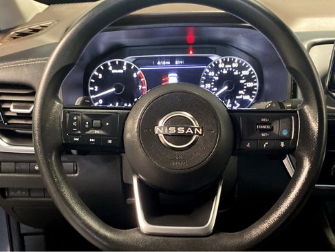 Used 2022 Nissan Rogue SV image 12