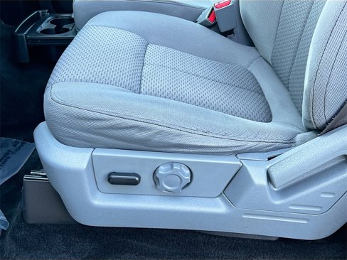 Used 2013 Ford F150 XLT w/ Luxury Equipment Group image 18