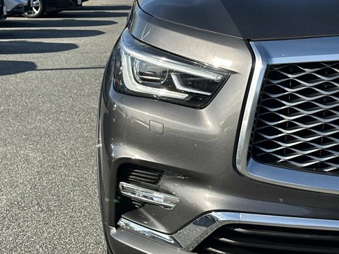 Used 2019 INFINITI QX80 Limited w/ All-Season Package image 10