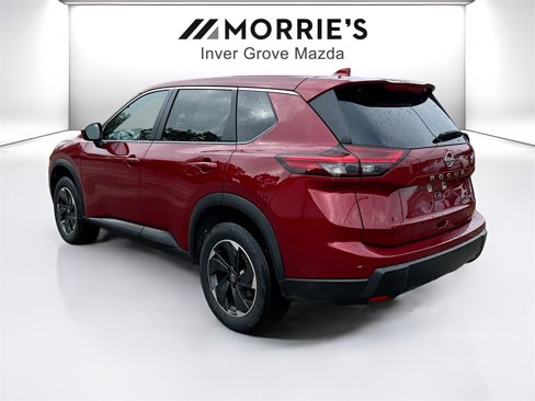 Used 2024 Nissan Rogue SV image 7