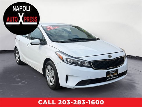Used 2017 Kia Forte LX image 1