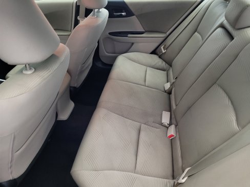 Used 2015 Honda Accord LX image 18