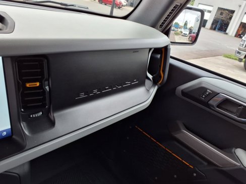 Certified 2023 Ford Bronco Badlands image 18