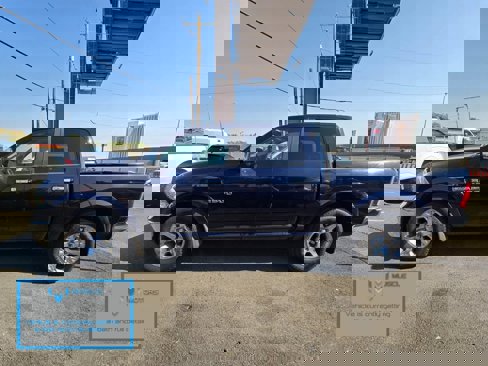 Used 2013 RAM 1500 Laramie w/ Convenience Group image 3