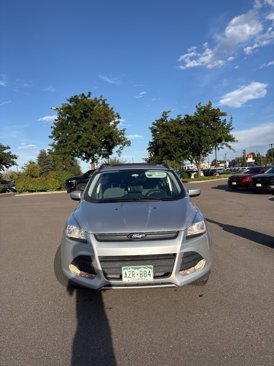 Used 2016 Ford Escape SE w/ Equipment Group 201A image 2