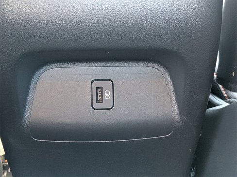 Used 2024 Nissan Sentra SR w/ SR Premium Package image 13