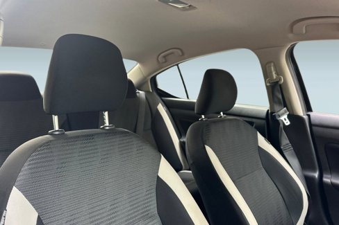 Used 2022 Nissan Versa SV w/ Trunk Package image 23