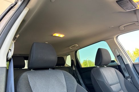 Used 2024 Nissan Rogue SV image 25
