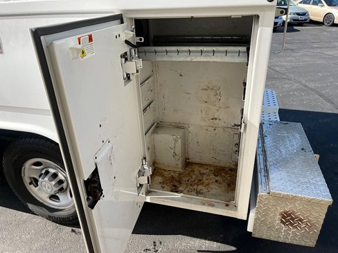 Used 2019 Chevrolet Express 3500 w/ Power Convenience Package image 16