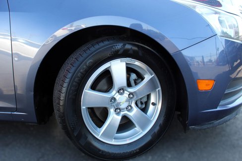 Used 2014 Chevrolet Cruze LT image 4