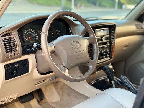Used 2000 Toyota Land Cruiser image 29