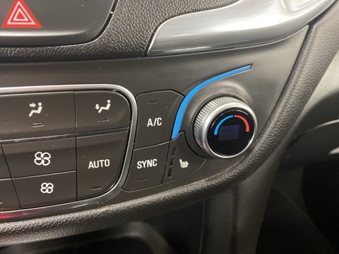 Used 2019 Chevrolet Equinox LT image 41