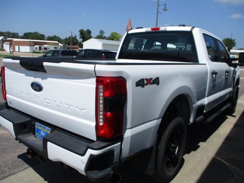 Used 2024 Ford F250 XL w/ STX Appearance Package image 5