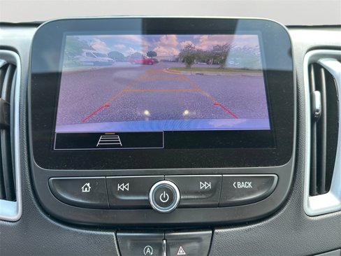 Used 2023 Chevrolet Malibu LT image 26