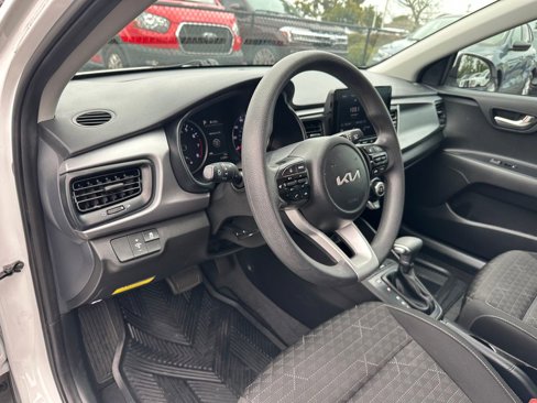 Used 2023 Kia Rio S w/ Technology Package image 40
