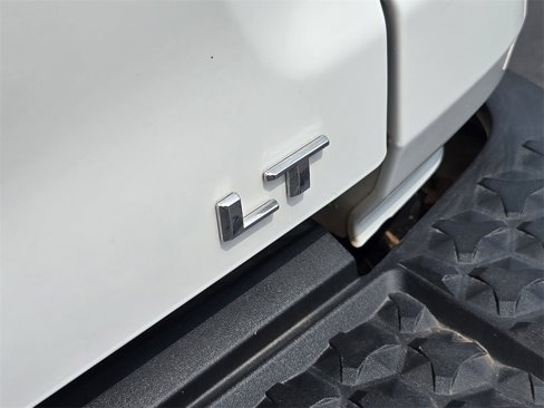 Used 2024 Chevrolet Colorado LT image 12