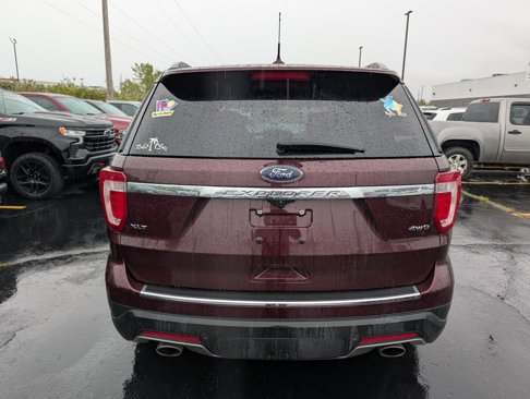 Used 2018 Ford Explorer XLT w/ Equipment Group 202A image 8