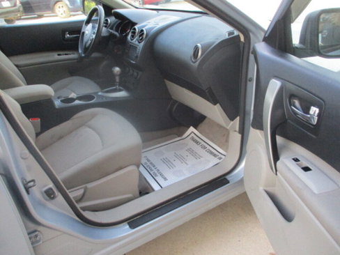 Used 2012 Nissan Rogue SV w/ Premium Pkg image 20