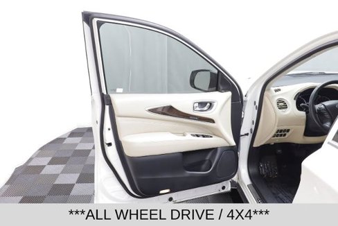 Certified 2019 INFINITI QX60 Luxe w/ Sensory Package image 5