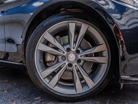 Used 2015 Mercedes-Benz C 300 Sedan image 13