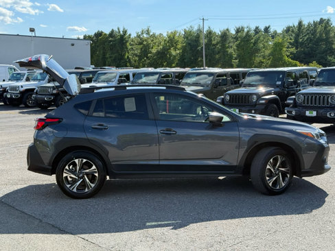 Used 2024 Subaru Crosstrek 2.0i Premium image 12