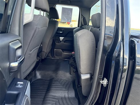 Used 2017 Chevrolet Silverado 1500 LT w/ Midnight Edition image 19