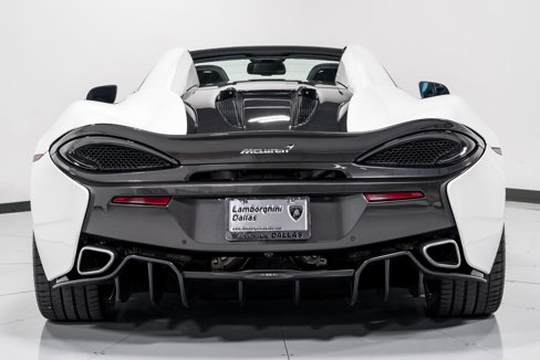 Used 2020 McLaren 570S Spider image 4