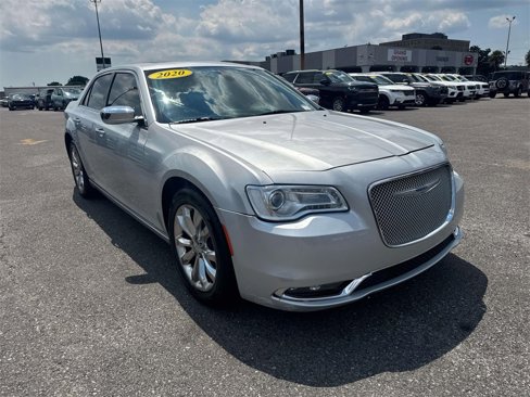 Used 2020 Chrysler 300 Limited image 6