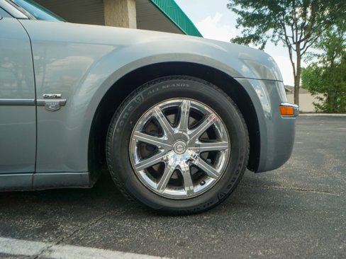 Used 2007 Chrysler 300 C image 5