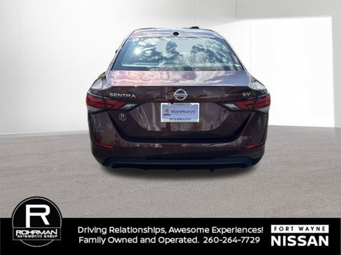 Used 2023 Nissan Sentra SV image 5