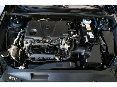 Used 2019 Toyota Camry SE w/ Carpet Mat Package image 10